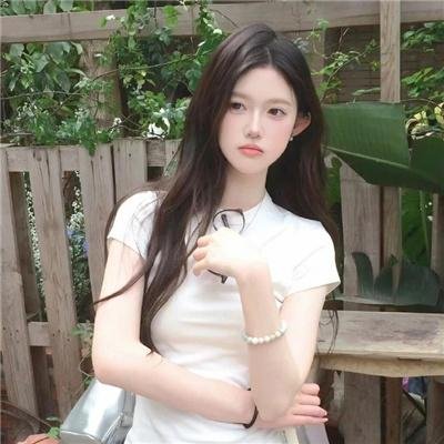 听见她说